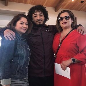 Meet your Posher, Deven